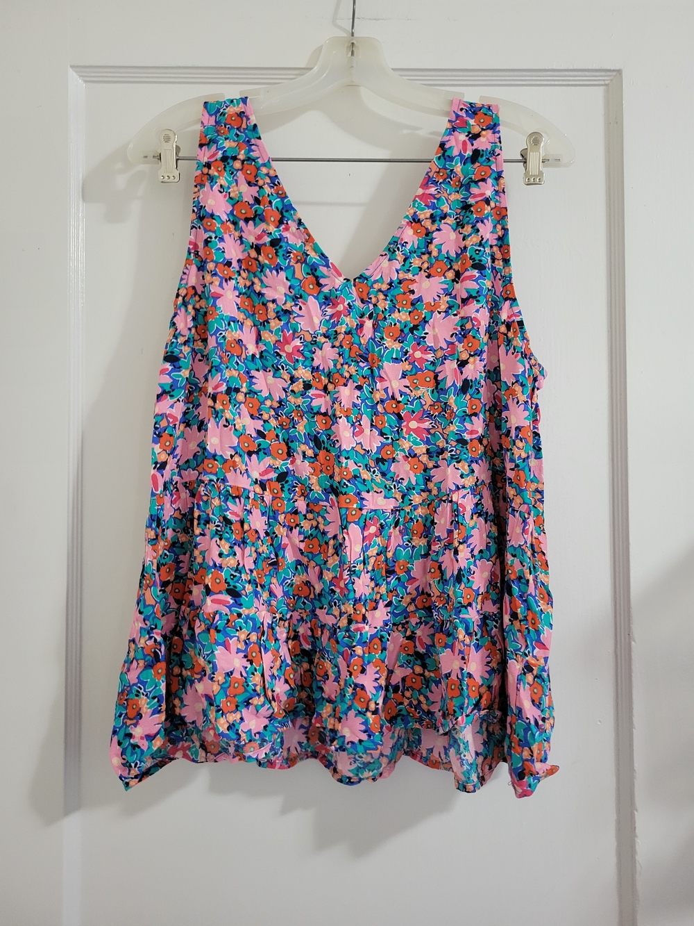 LOFT Floral V-Neck Bright Colorful Tank top - Picture 6 of 9